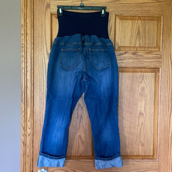 Maternity capris - Picture 3 of 3